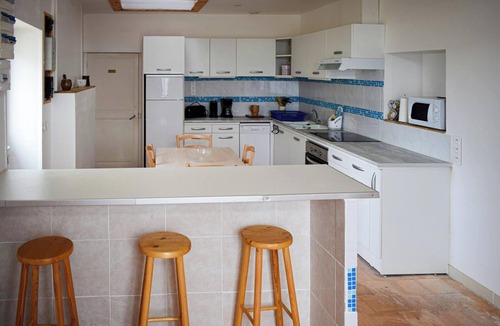 Channay-sur-Lathan House | Homerez - House Channay-sur-Lathan