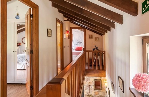 Escobedo de Camargo House | Homerez - House 11 km away from the beach for 7 ppl. with garden at Calgar