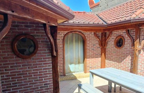 Desvres House | Homerez - House 15 km from the beach for 4 pers. with garden in Desvres