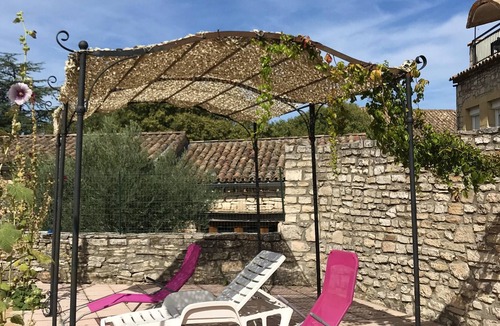 Orgnac-l'Aven House | Homerez - House 7 km away from the beach for 4 ppl. with shared pool and terrace