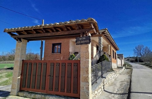 Peral de Arlanza House | Homerez - House in Peral de Arlanza