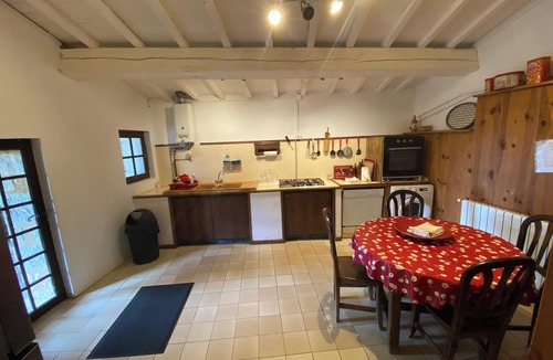 Camps-sur-l'Agly House | Homerez - House in Camps-sur-l'Agly
