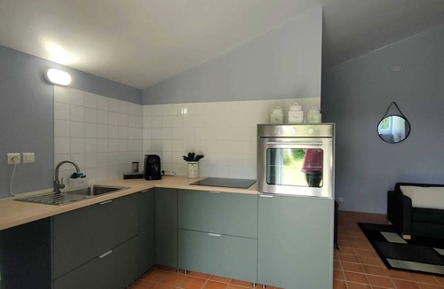 Villiers-le-Roux House | Homerez - House Villiers-le-Roux