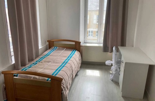 Thin-le-Moutier House | Homerez - House in Thin-le-Moutier