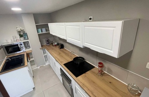 Ancourt House | Homerez - House in Ancourt, private parking