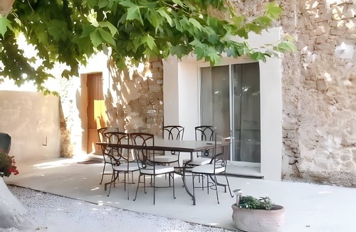 Aubignan House | Homerez - House in Aubignan, shared pool