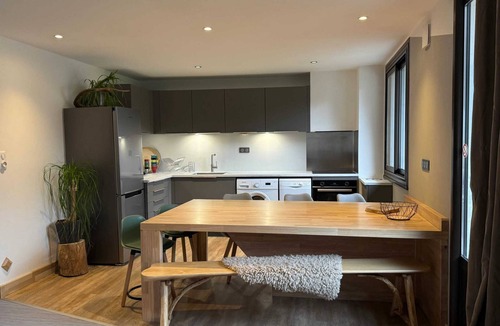 Cauterets House | Homerez - House in Cauterets, mountain view.