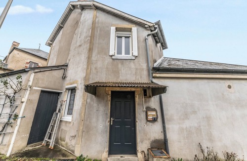 Bourbon-Lancy House | Homerez - House in Bourbon-Lancy