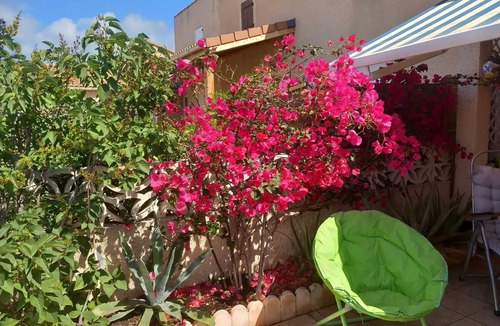 Les Ayguades House | Homerez - House in Gruissan, shared pool