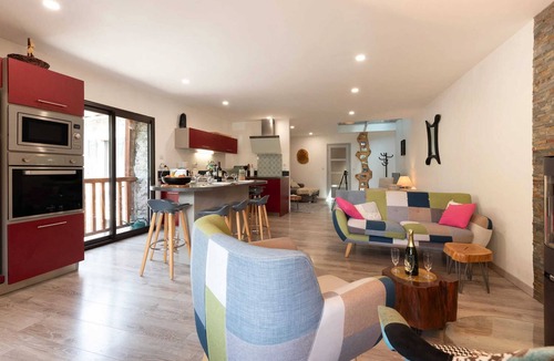 Guchan House | Homerez - House in Guchan, mountain view