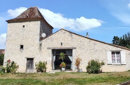 Thenac House | Homerez - House in Monestier, private pool