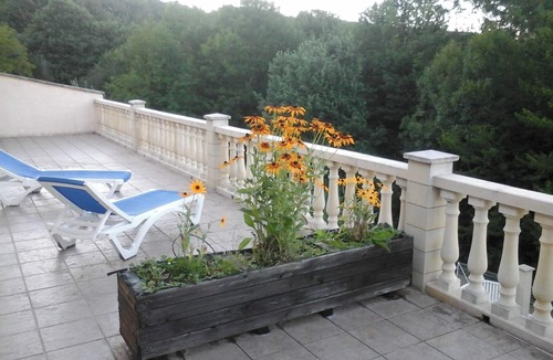 Nages House | Homerez - House in Nages with lake view