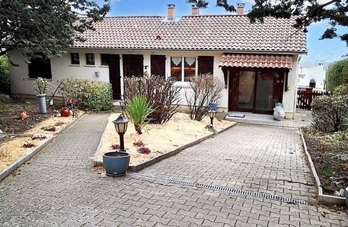 Veyras House | Homerez - House in Veyras with Pool