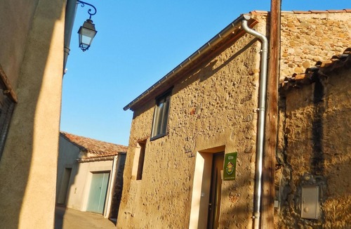 La Digne-d'Aval House | Homerez - House, La Digne-d'Aval