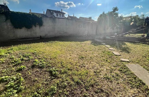Le Blanc-Mesnil House | Homerez - House, Le Blanc-Mesnil