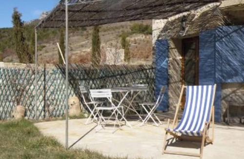 Eygaliers Apartment | Homerez - Lake-view Apt Eygaliers