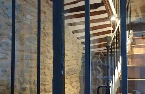 Chateauneuf-du-Pape House | Homerez - Nice house for 4 ppl. with terrace at Châteauneuf-du-Pape