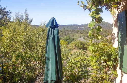 Revest-des-Brousses House | Homerez - Nice house With mountain view and terrace