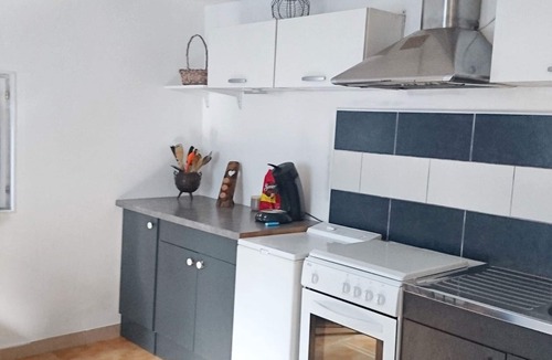 Penne-d'Agenais Apartment | Homerez - Nice apartement for 4 ppl. with terrace at Penne-d'Agenais