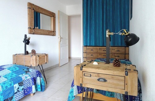Aigues-Mortes Apartment | Homerez - Nice apartement 7 km away from the beach for 6 ppl. with shared pool