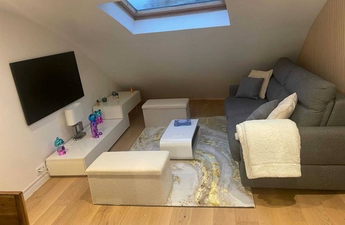 Malakoff Apartment | Homerez - Nice apartement for 4 ppl. at Malakoff