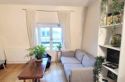 Arts-et-Metiers Apartment | Homerez - Nice apartement for 2 ppl. at Paris