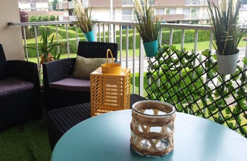 Houlgate Apartment | Homerez - Nice appartement 1 km away from the beach for 6 ppl. at Houlgate