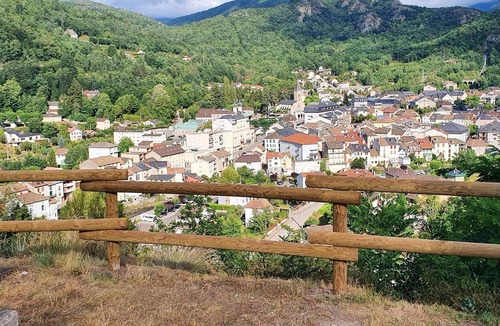 Ax-les-Thermes Ski Chalet | Homerez - Nice chalet for 4 ppl. with shared pool and terrace at Ax-les-Thermes