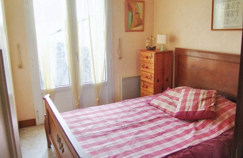 Montmartin-sur-Mer Apartment | Homerez - Nice appartement 2 km away from the beach for 5 ppl. with shared pool