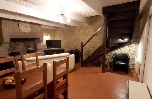 Saint-Pol-de-Leon House | Homerez - Nice house 5 km away from the beach for 8 ppl. at Saint-Pol-de-Léon