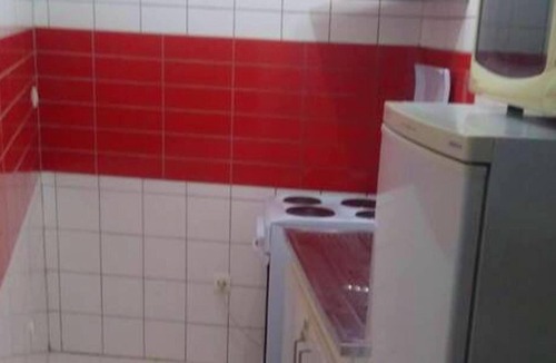 Montgeron House | Homerez - Nice house for 2 ppl. with terrace at Montgeron