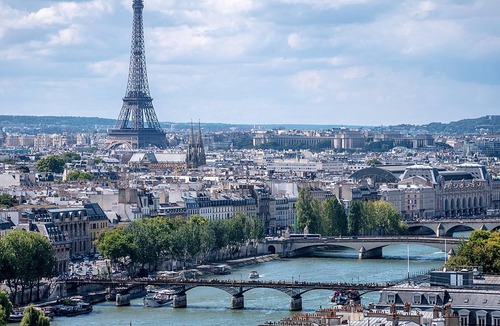 Montgeron House | Homerez - Nice house for 2 ppl. with terrace at Montgeron