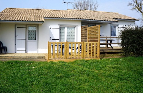 Mache House | Homerez - Nice house for 5 ppl. with garden and terrace at Maché