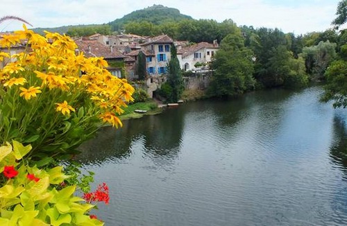 Penne House | Homerez - Nice house for 6 ppl. with shared pool at Penne