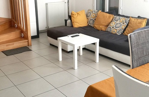 Tigery House | Homerez - Nice house with garden and terrace & Wifi