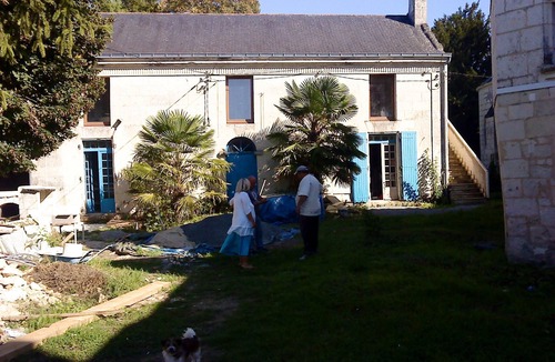 Courchamps House | Homerez - Nice property for 3 ppl. with terrace and balcony at Courchamps