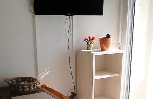 Dax Apartment | Homerez - Nice studio for 2 ppl. with balcony at Dax
