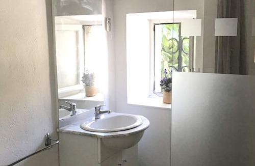 Orgnac-l'Aven House | Homerez - Property for 5 ppl. with shared pool and garden at Orgnac-l'Aven