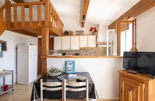 Orgnac-l'Aven Apartment | Homerez - Rental in Orgnac-l'Aven