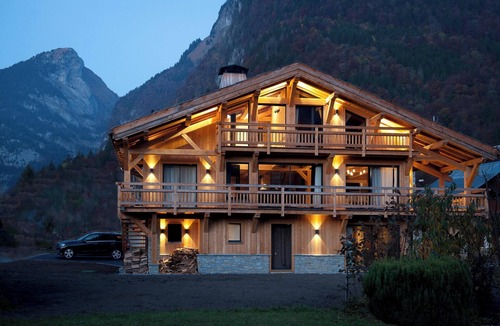 Samoens Ski Chalet | Homerez - Samoëns Chalet with Views