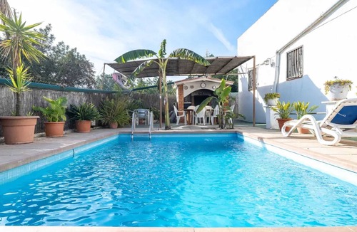 Ardenya Villa | Homerez - Spacious Villa near La Riera de Gaia