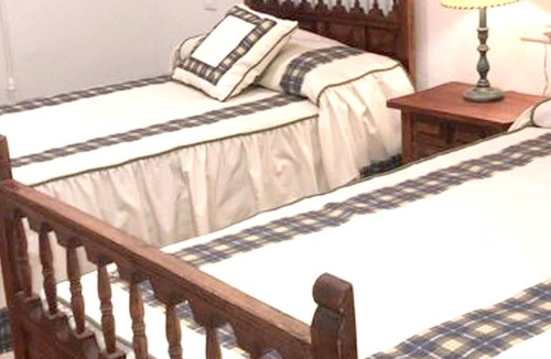 Ciudad Real Apartment | Homerez - Spacious apartement for 4 ppl. with balcony at Ciudad Real