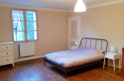 Baule Apartment | Homerez - Spacious Apartment in Baule 100 m²