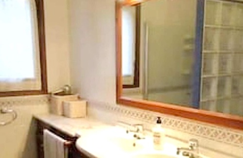 Can Carbonell Villa | Homerez - Spacious villa for 8 ppl. with swimming-pool at Can Carbonell