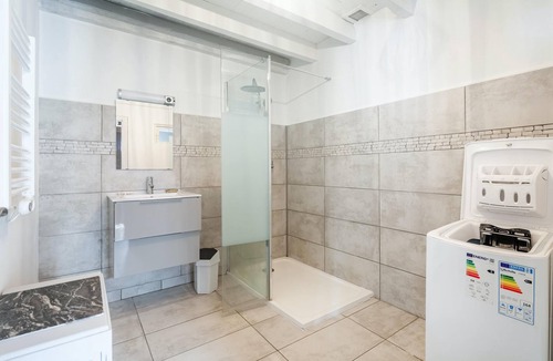 Puycelci House | Homerez - Spacious house for 6 ppl. at Puycelsi
