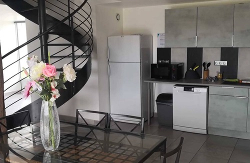 Jaunay-Clan Villa | Homerez - Spacious villa near Poitiers with private pool