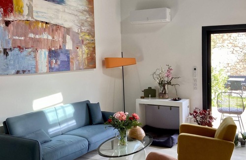 Cournonsec Villa | Homerez - Spacious villa With swimming pool