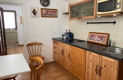 Constanti Villa | Homerez - Spacious villa with pool in Tarragona