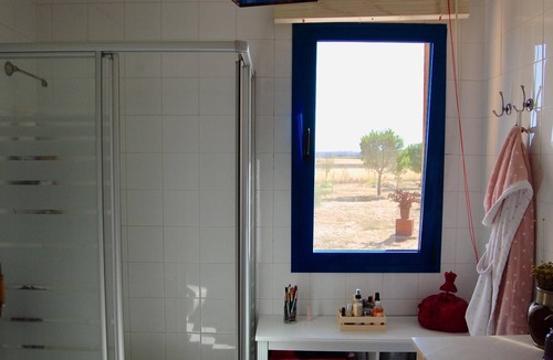 Uceda Villa | Homerez - Spacious villa for 7 ppl. with swimming-pool and terrace at Uceda