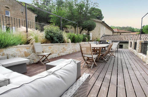 Divajeu Villa | Homerez - Spacious villa in Divajeu with private pool